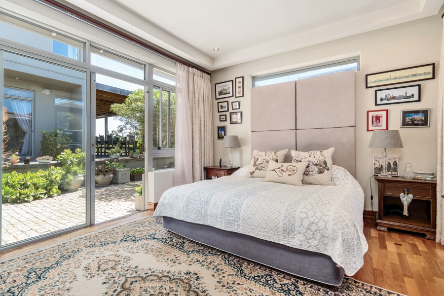 4 Bedroom Property for Sale in Sunset Beach Western Cape